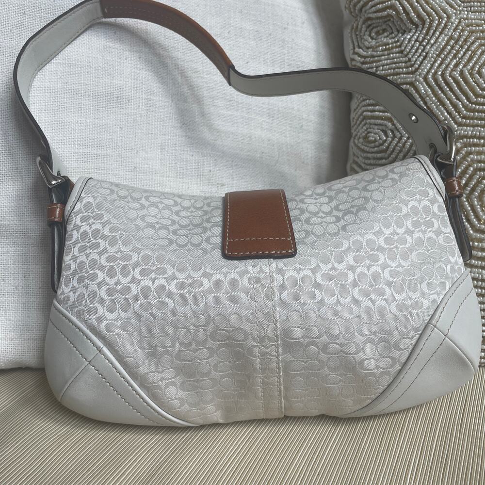 Coach Soho Mini White Signature Flap Bag | 12303 Jacquard & Leather Y2K - Picture 5 of 8
